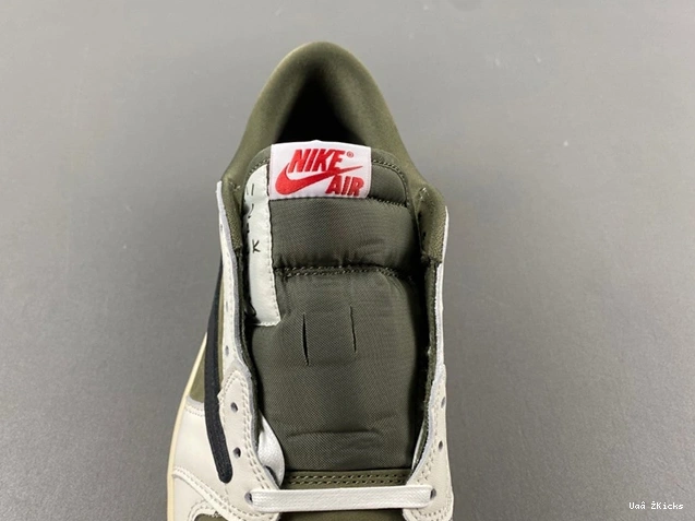 1 DM7866- 4505 OG Jordan Scott Air 37 Travis Reliable Low x 0927